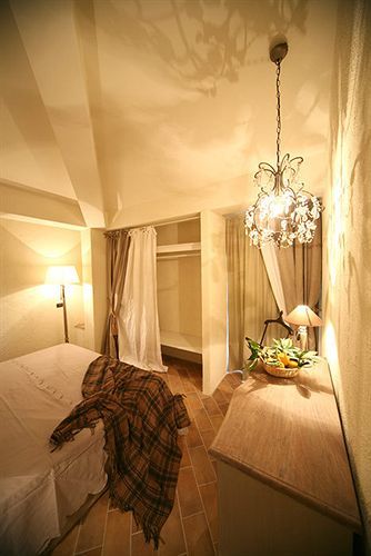 Il Poggio Country Resort Graniti Exterior photo